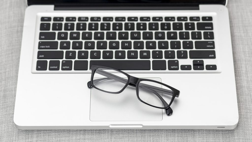 Comment choisir un opticien en ligne sans se tromper ?